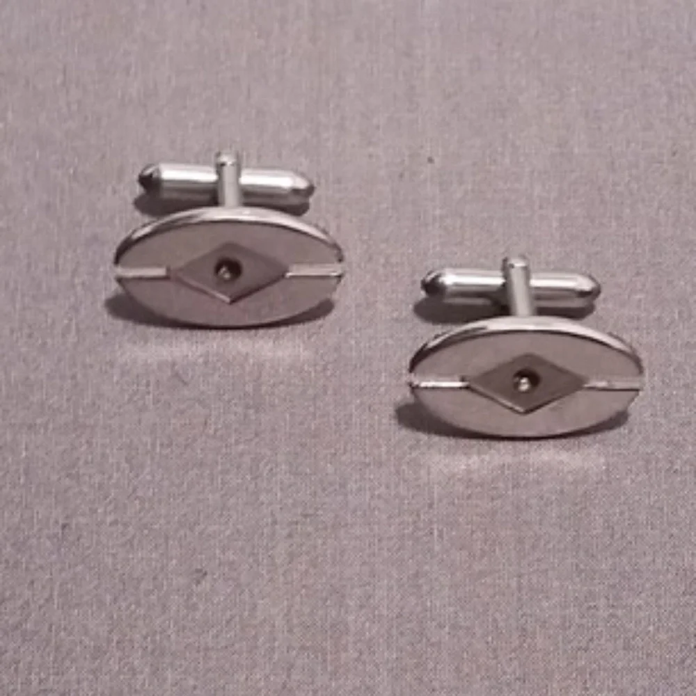 Vintage men's Swank Cufflinks Silvertone EUC